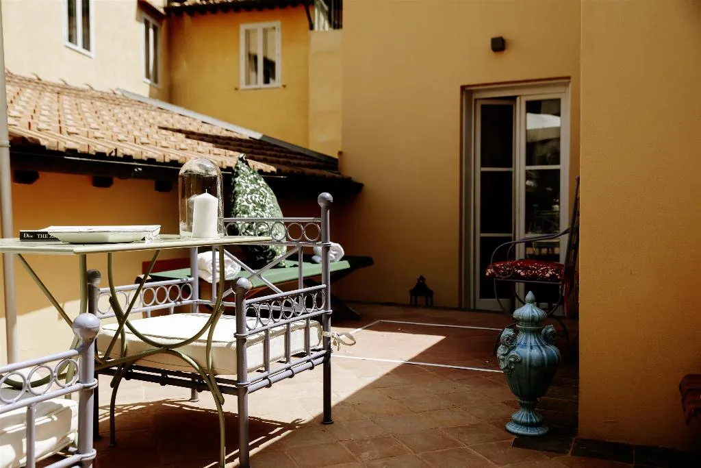 General view, Hotel Number Nine, Florence