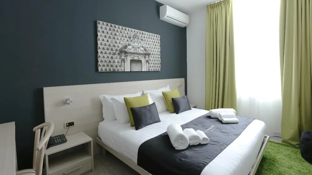 DOUBLE CLASSIC Room, Ecumano Space, Naples