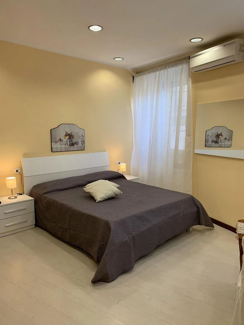 Room, Piazza Istria - Gh B&B, Rome