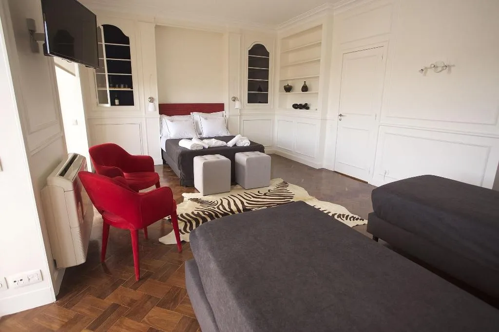 Room, Home Sweet Lisbon, Lisbon