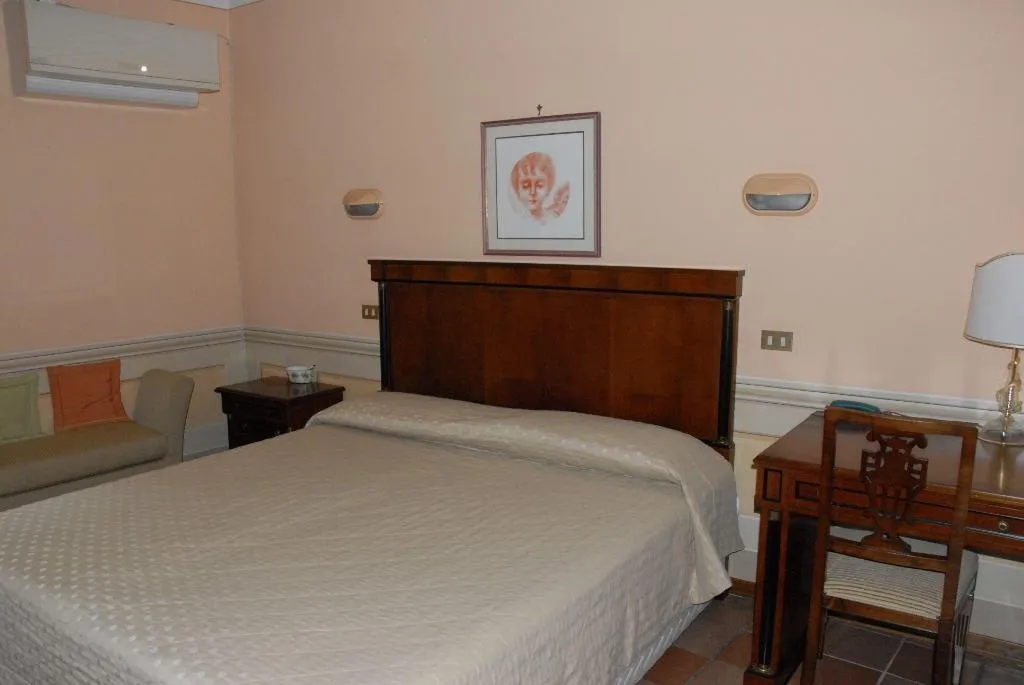 Room, Albergo Panciolle, Perugia