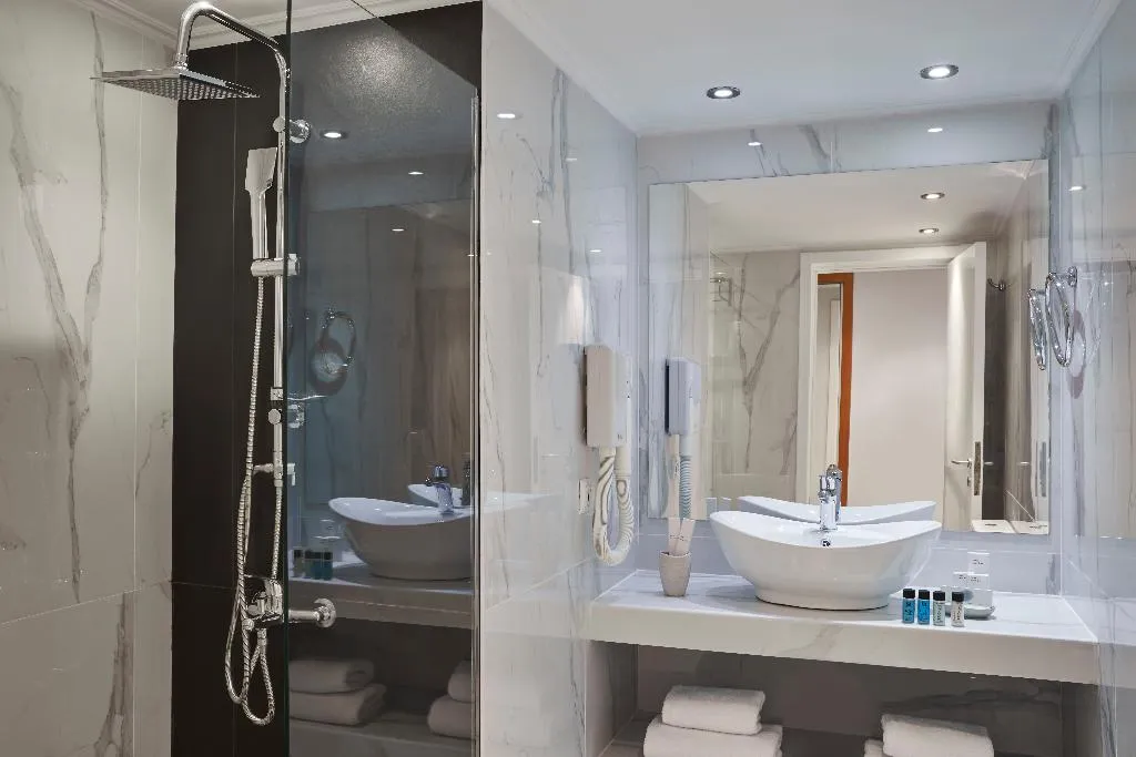 SUITE SEA VIEW Room, Xenia Poros Image, Athens
