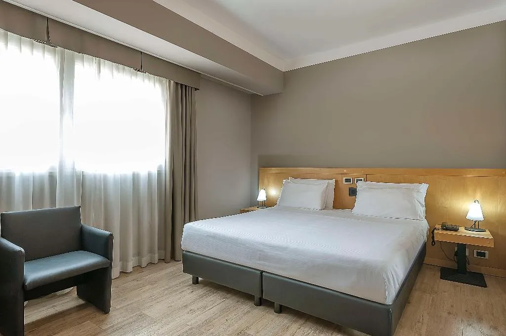 TRIPLE ECONOMY Room, Best Western Hotel Quattrotorri Perugia, Perugia