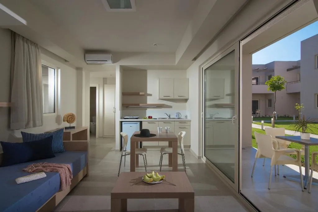 APARTMENT SUPERIOR Room, Ourania Apartments, Crete
