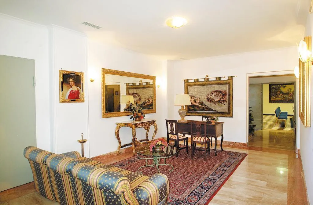 Lobby, Principe, Rome