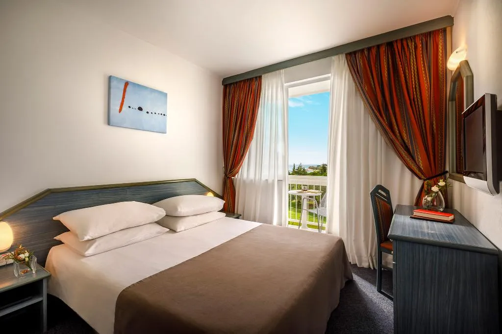 DOUBLE SIDE SEA VIEW WITH BALCONY Room, Laguna Maradiso Hotel by Aminess, Istria