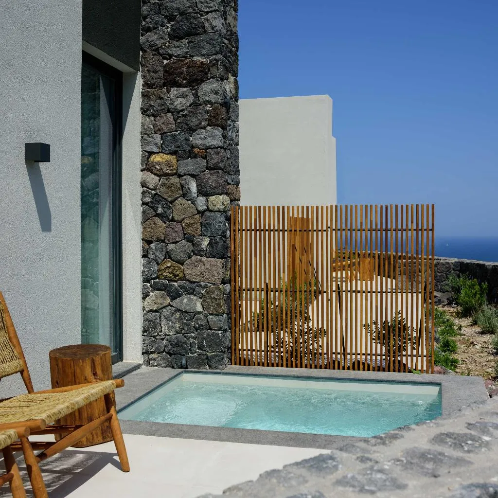 SUITE SEA VIEW Room, Ryolithos Suites, Santorini