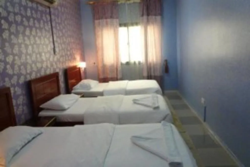TRIPLE STANDARD Room, Shalimar Park, Dubai