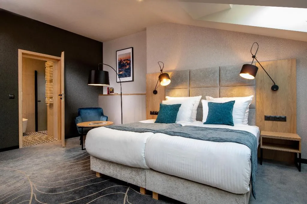 DOUBLE SINGLE USE STANDARD Room, M29, Krakow