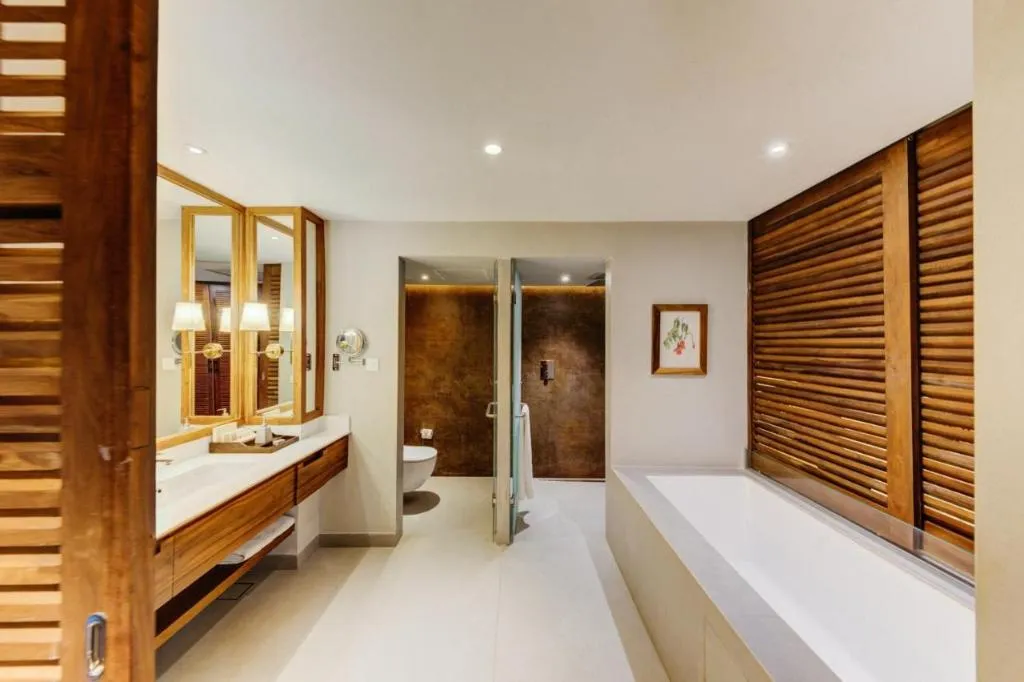 TWIN SEA VIEW Room, Taj Exotica Resort & Spa, The Palm Dubai, Dubai
