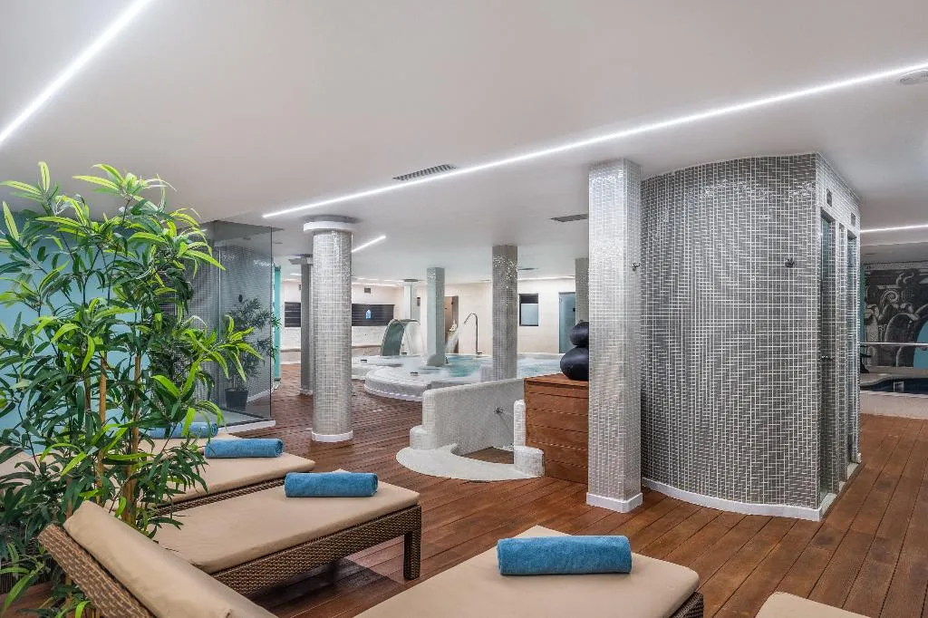 Sports and Entertainment, Occidental Roca Negra - Adults Only, Gran Canaria