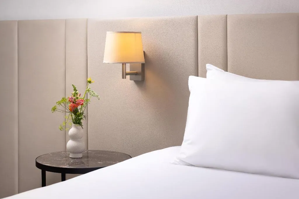 DOUBLE WITH TERRACE Room, NH Bussum Jan Tabak, Amsterdam