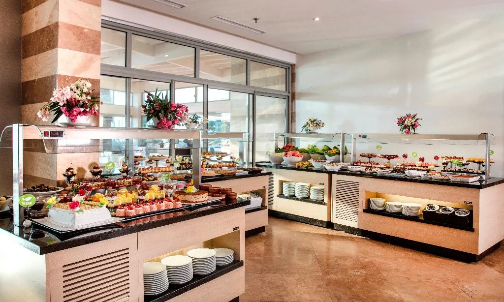 Restaurant, Charisma De Luxe Hotel, Izmir