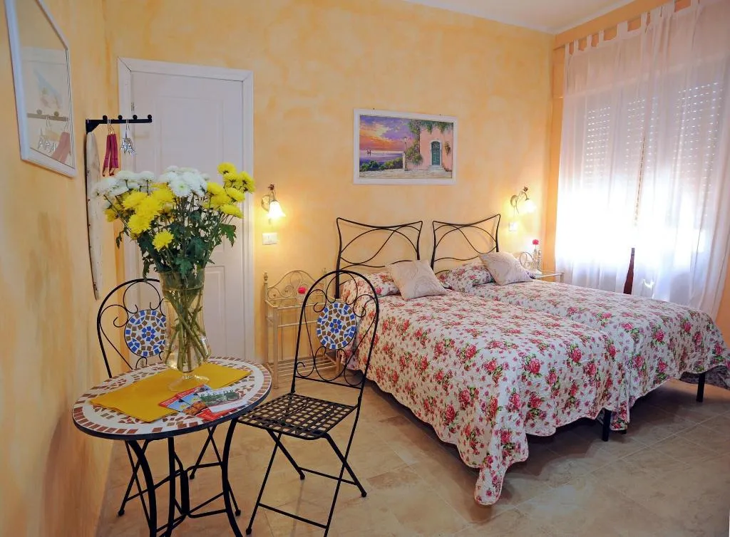 Room, B&B I Gerani, Alghero