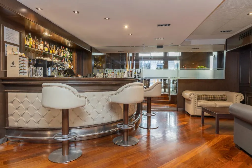 Bar, Barcelona Hotel Colonial, Barcelona