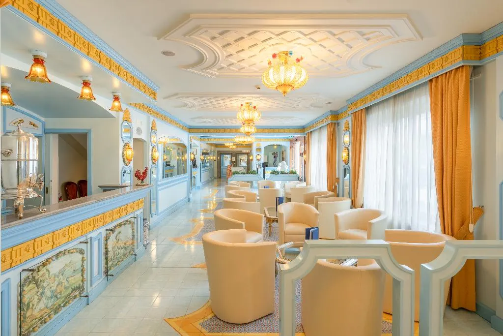 Lobby, Eliseo Park's, Naples