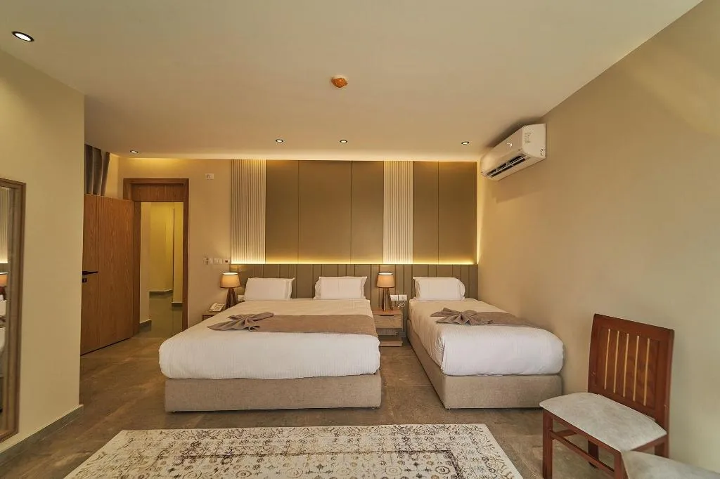 Room, Pyramids Secret Hotel, Cairo