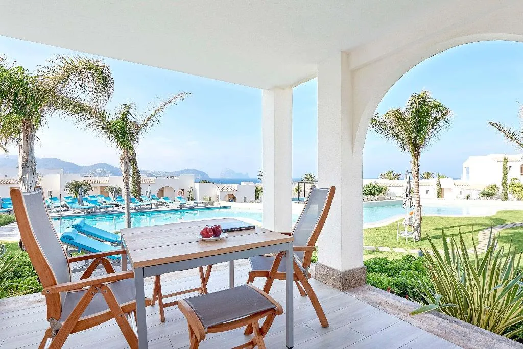 Room, Club Calimera Delfin Playa, Ibiza