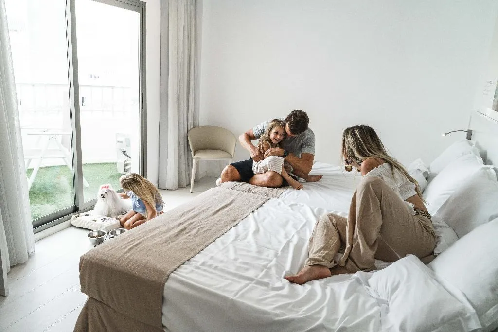 QUADRUPLE SUPERIOR Room, Villa Luz Family Gourmet and All Exclusive Hotel, Valencia