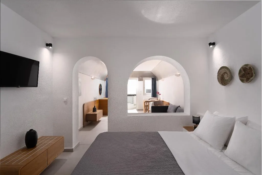 APARTMENT CAPACITY 3 Room, Santorini Princess Spa Hotel, Santorini