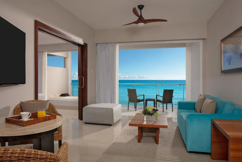 SUITE CLUB TWO QUEEN BEDS Room, Dreams Jade Resort & Spa - All Inclusive, Cancun Area