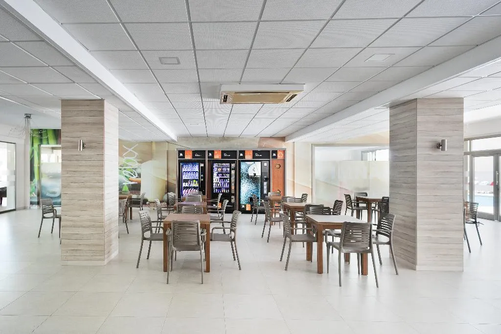 Sports and Entertainment, Best Oasis Park, Costa Dorada