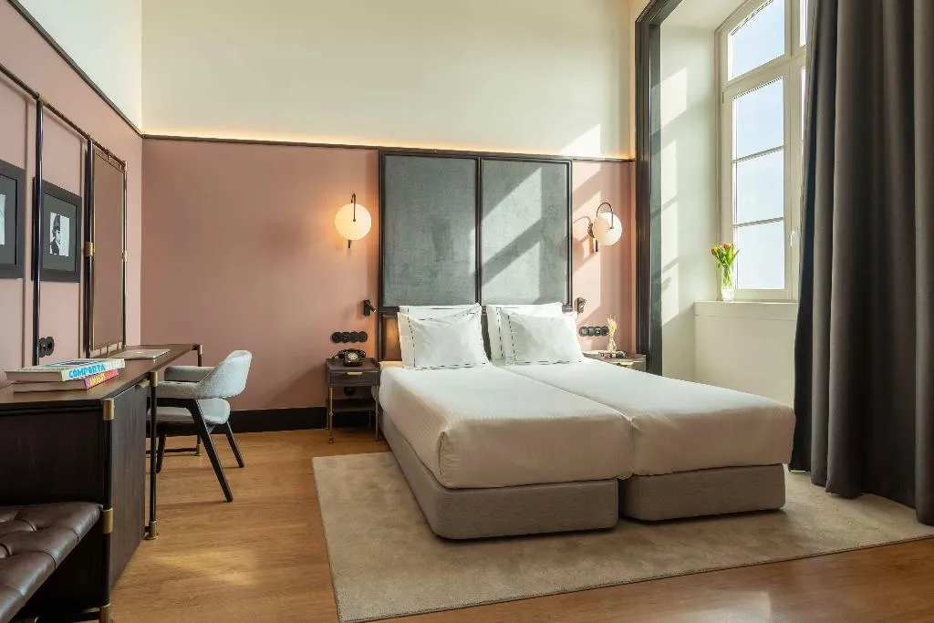 TWIN SUPERIOR RIVER VIEW Room, The Editory Riverside Santa Apolonia Hotel, Lisbon