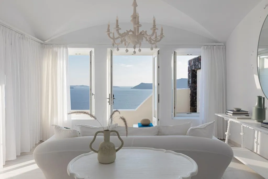 SUITE EXECUTIVE SEA VIEW Room, Canaves Oia Suites, Santorini