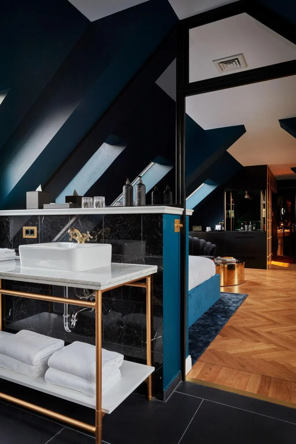 Room, Provocateur, Berlin, a part of Sircle Collection, Berlin