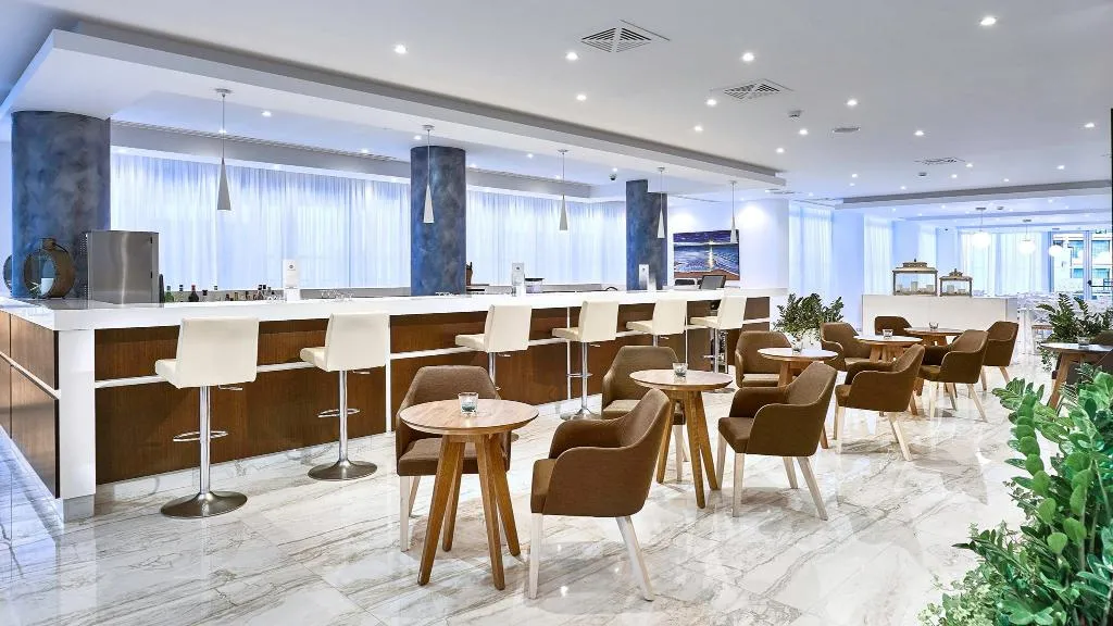 Bar, Gaia Sun N Blue Hotel, Cyprus