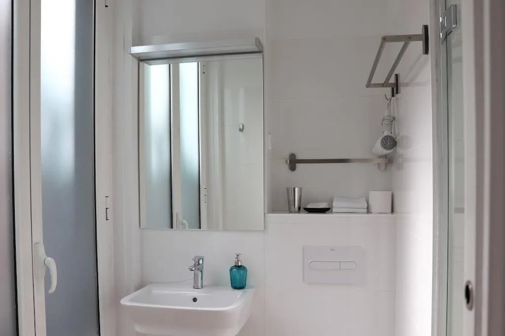 Room, Hostal La Zona, Madrid