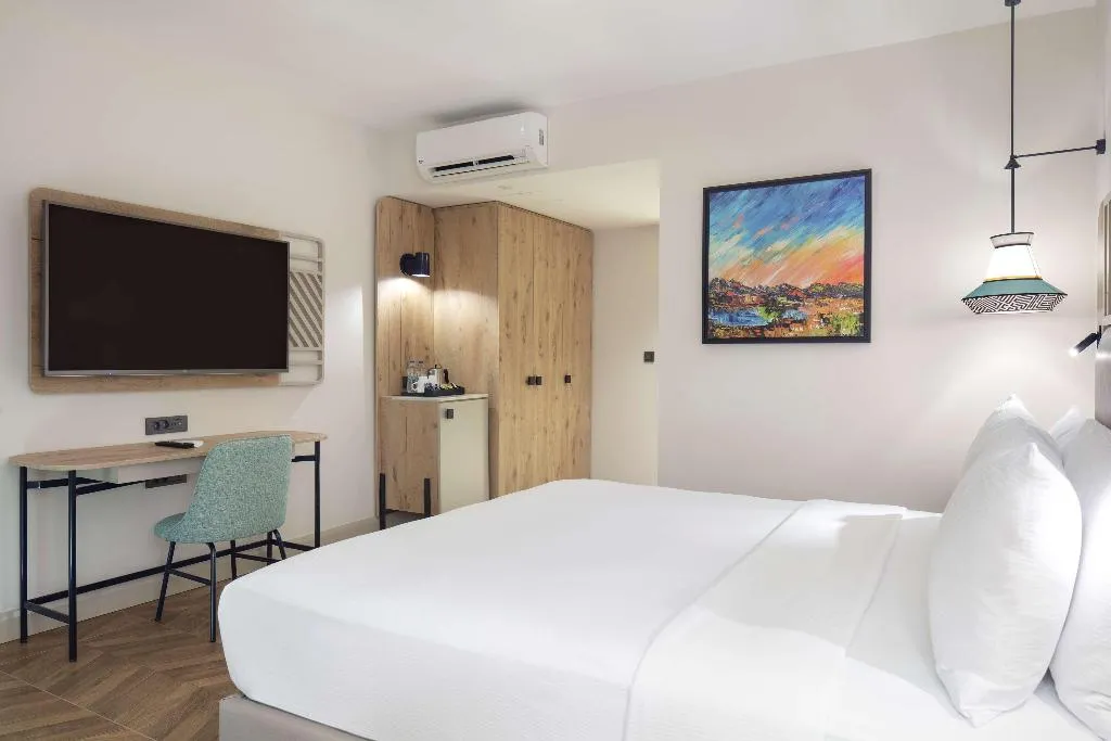 DOUBLE DELUXE KING BED Room, DoubleTree By Hilton Bodrum Isıl Club Resort, Bodrum