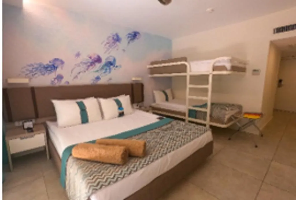DOUBLE BUNK BED Room, Pirates Beach Club, Antalya