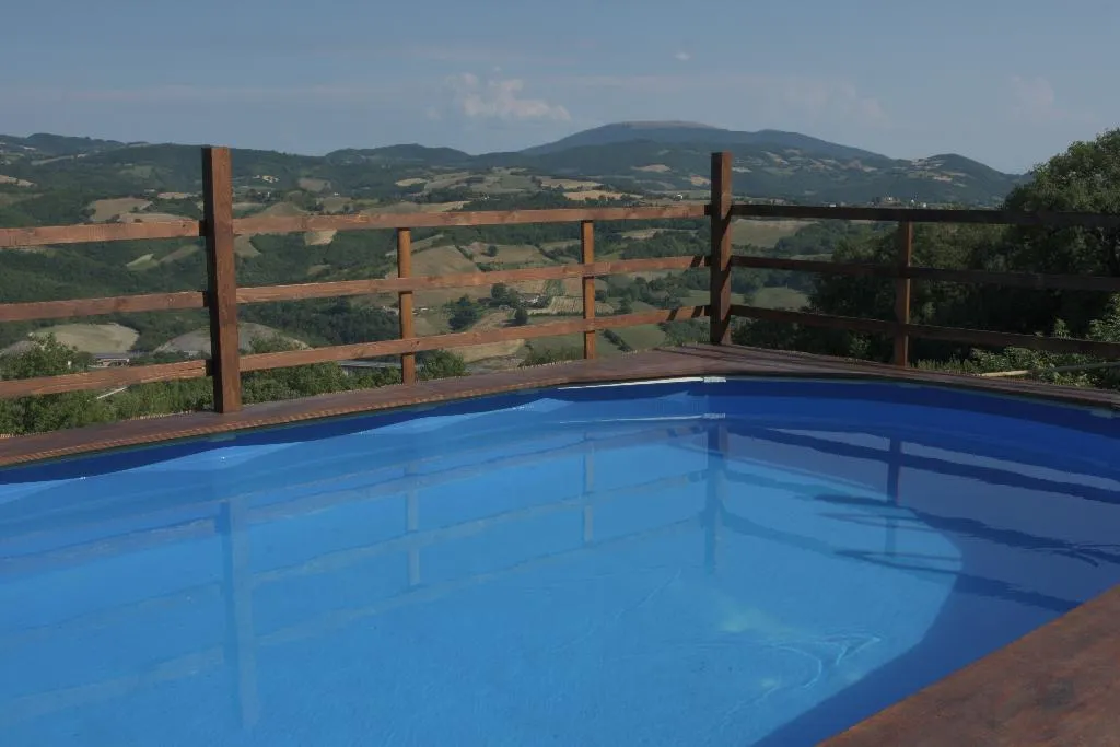 Pool, Castello di Giomici, Perugia
