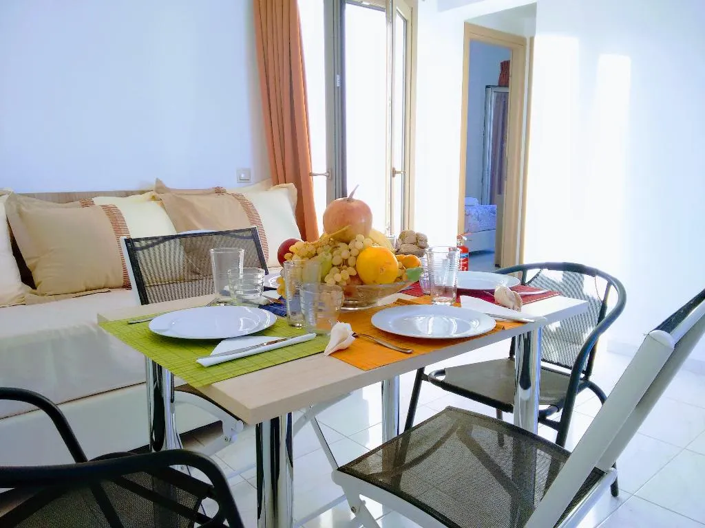 APARTMENT GARDEN VIEW Room, Casa Malena, Crete