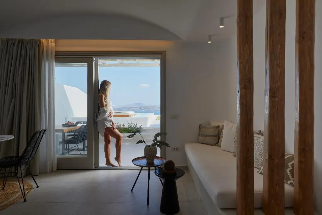 SUITE WITH PRIVATE POOL Room, Phos The Boutique Luxury Hotel & Villas, Santorini