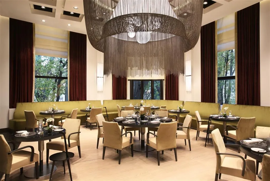 Restaurant, Excelsior Hotel Gallia, a Luxury Collection Hotel, Milan