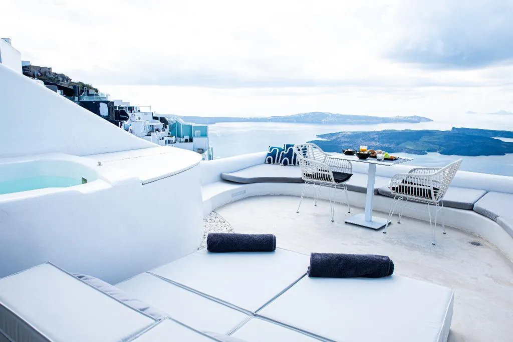 SUITE DELUXE Room, Heavens Edge by Mr and Mrs White, Santorini