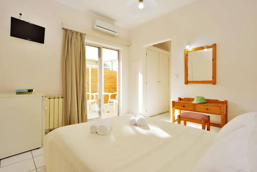 Double or Twin PROMO Room, Irene, Crete