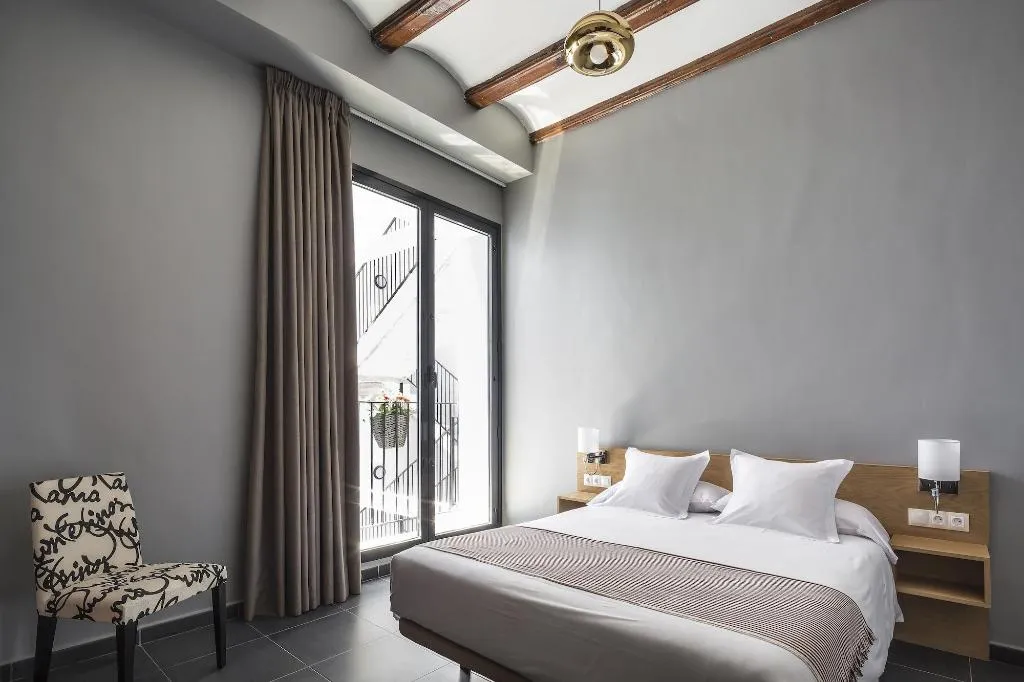 Room, Catalina Suites San Nicolas 3*, Valencia