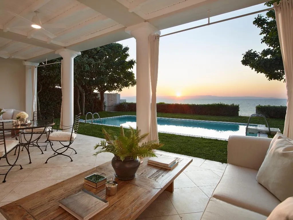 VILLA WITH PRIVATE POOL Room, Mandola Rosa, A Resort to Live, Athens