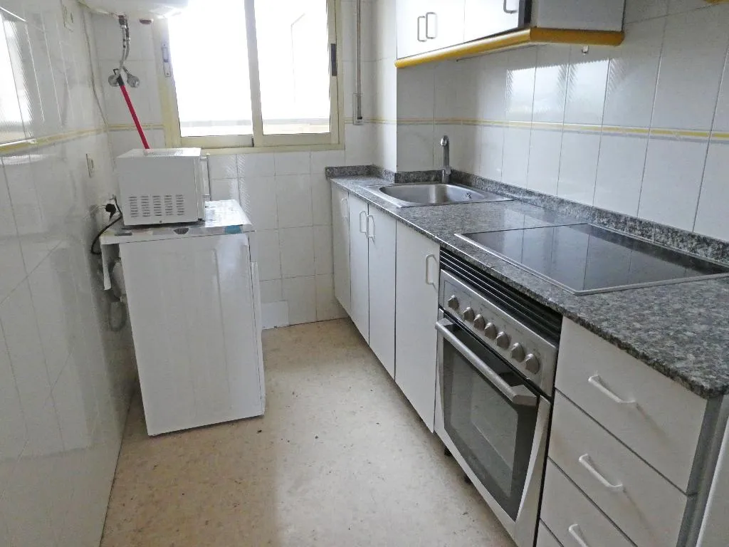 APARTMENT CAPACITY 6 TWO BEDROOMS Room, Jardines de Gandia VI - VIII 3000, Valencia