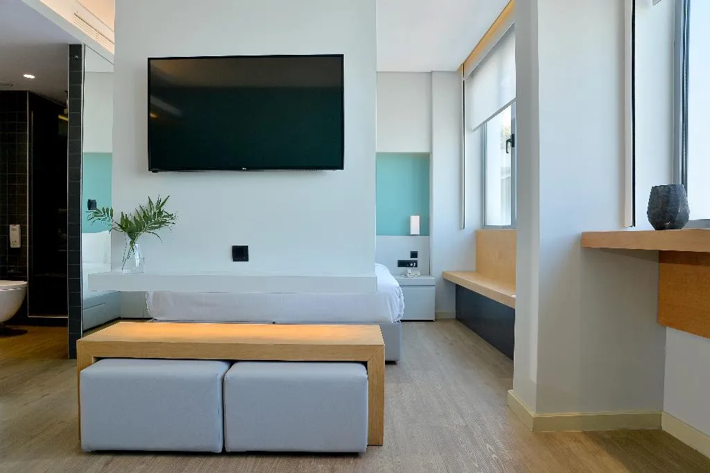 TRIPLE CLASSIC Room, Athenaeum K29 Hotel, Athens