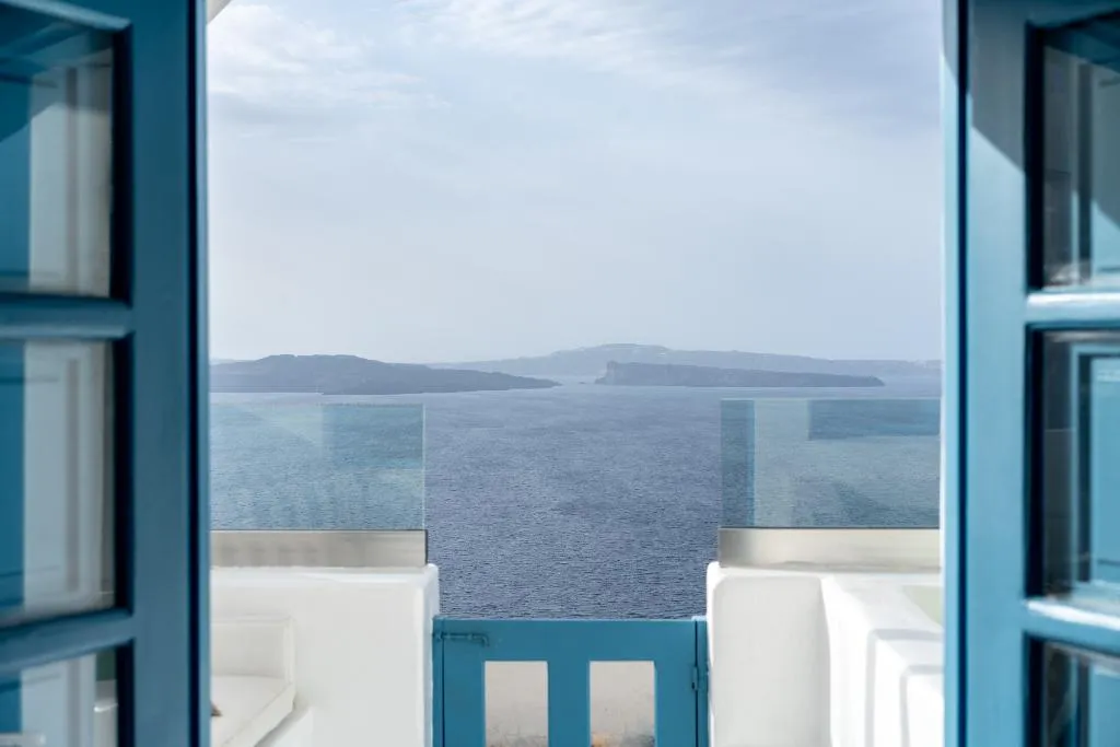 CAVE WITH VIEWS Room, Nano Villa Oia, Santorini
