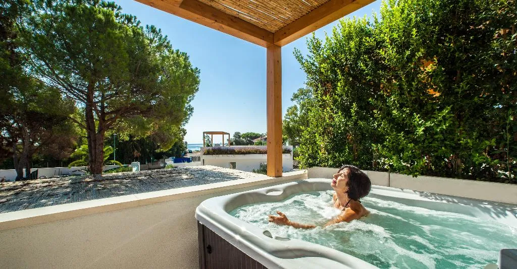 DOUBLE DELUXE WITH JACUZZI Room, Noha Lifestyle Hotel - Adults Only, Cagliari