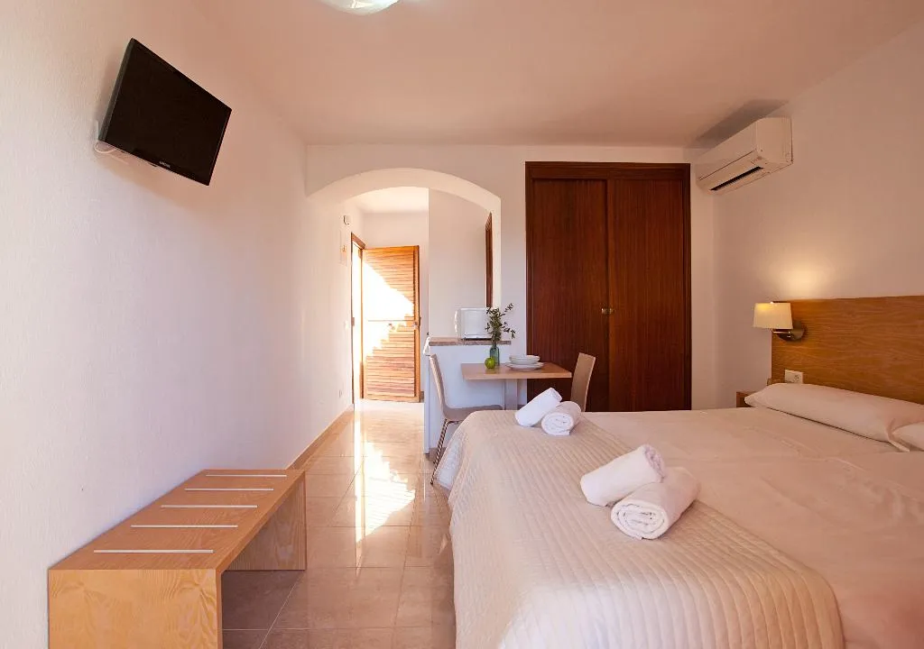 STUDIO STANDARD Room, Apartamento Sol Romantica by DOT Suites, Majorca