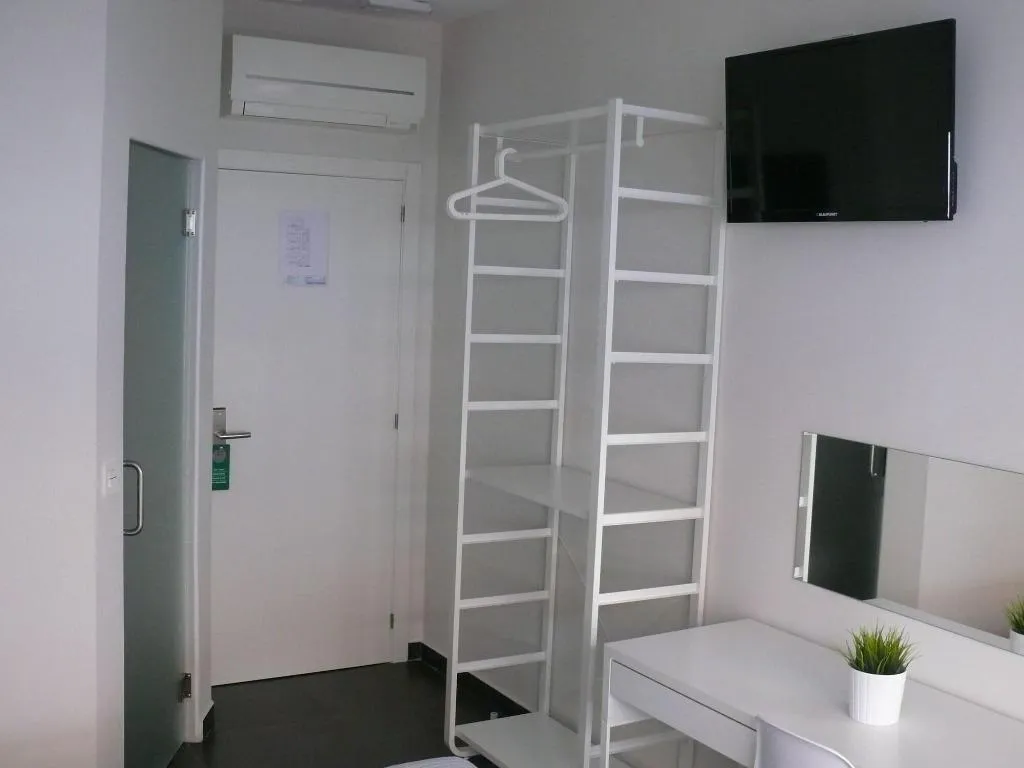 Room, Hostal Cama Del Mar, Valencia