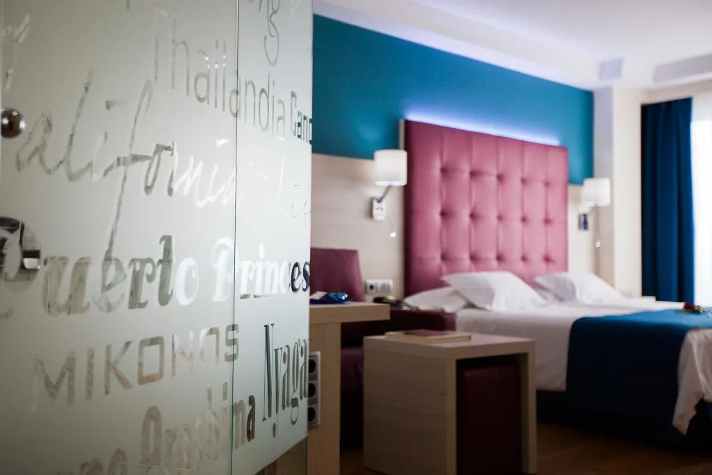 DOUBLE SINGLE USE SUPERIOR Room, Europe Playa Marina -Only Adults, Majorca