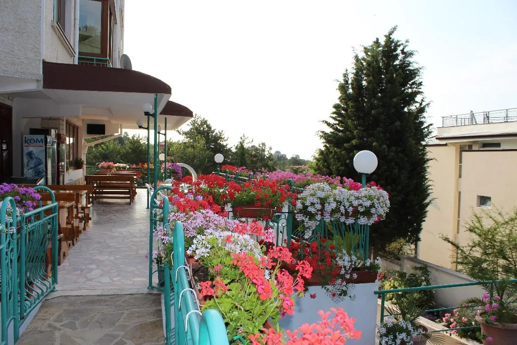 Restaurant, Zora, Bourgas