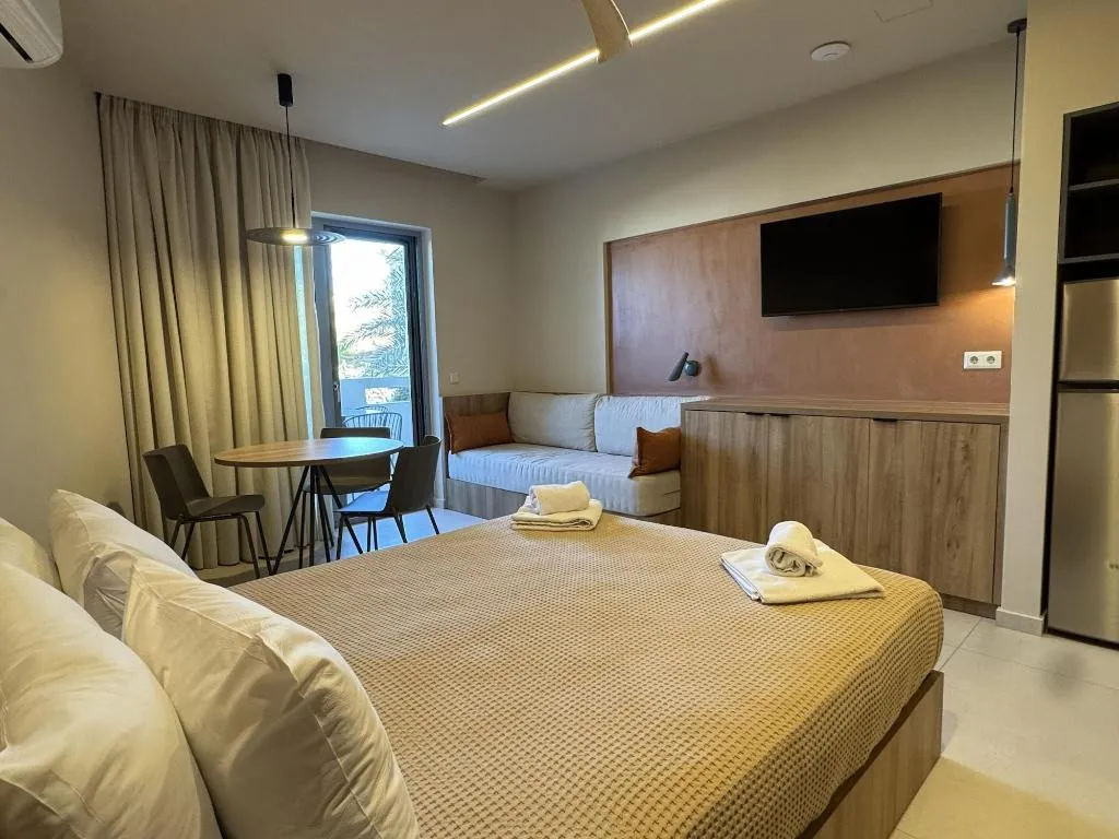 Room, Philoxenia Apartments, Crete